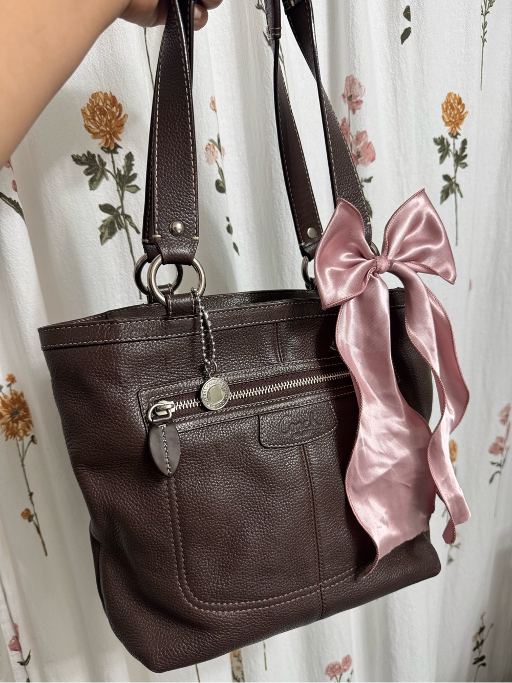 Authentic Coach Dark Brown Leather Shoulder Tote